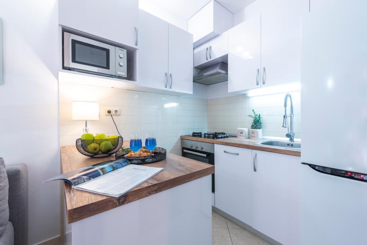 Niko'S Charming Apartment With Free Parking ดูบรอฟนิก ภายนอก รูปภาพ