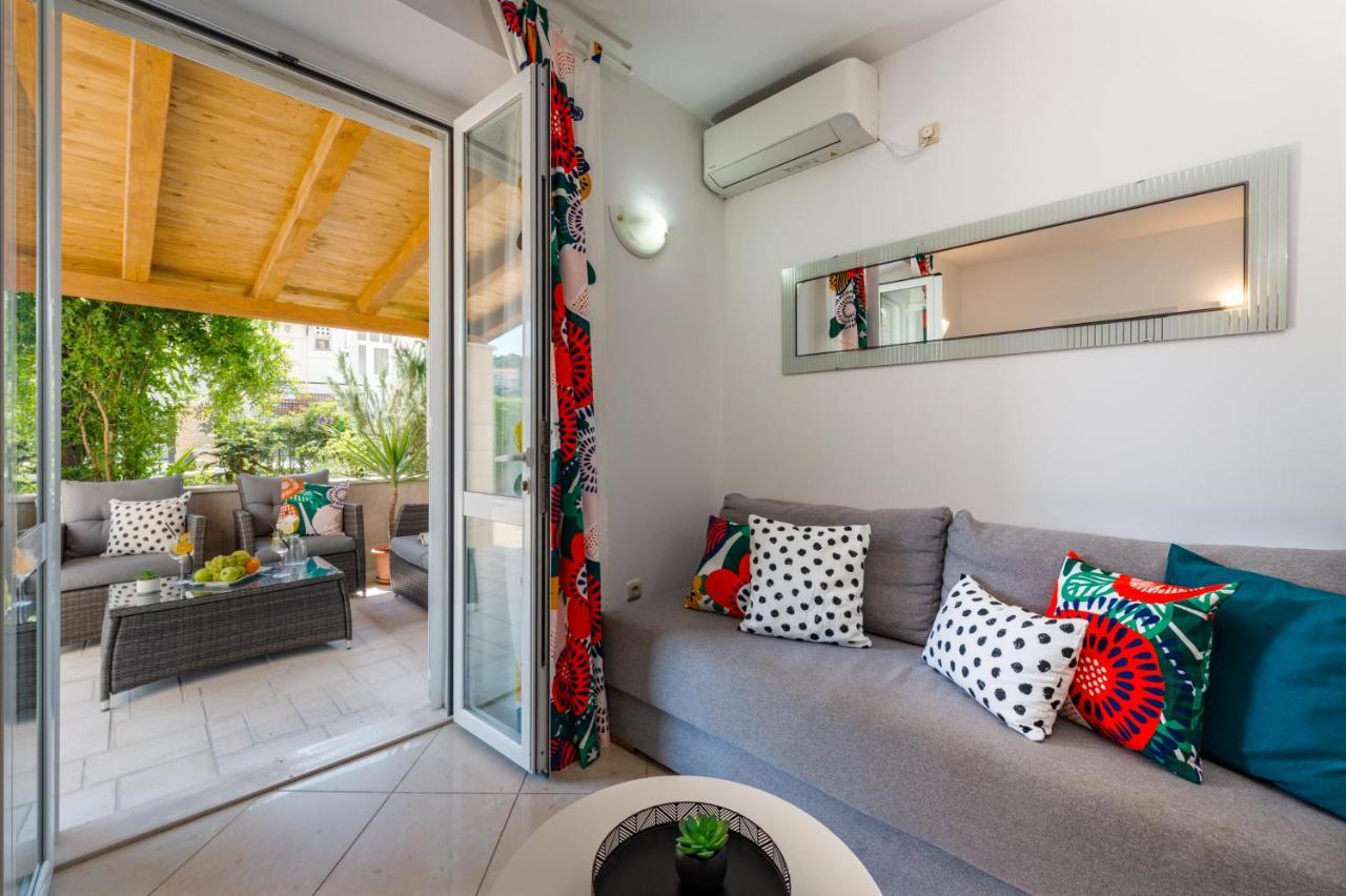 Niko'S Charming Apartment With Free Parking ดูบรอฟนิก ภายนอก รูปภาพ